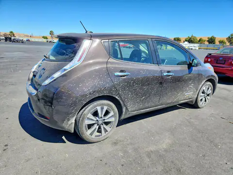 1N4BZ0CP9HC301891 — 2017 Nissan Leaf, photo 3 from Аукцион 21.10.2026, Mechanical damage