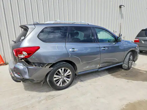 5N1DR2MN2KC586111 — 2019 Nissan Pathfinder, foto 3 de Аукцион 22.10.2026, Parte trasera