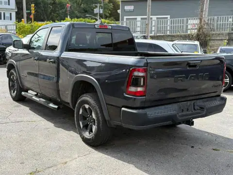 1C6RRFEG7KN861372 — 2019 RAM 1500, фото 2 с аукциона Аукцион 07.10.2026, Мелкие вмятины и царапины