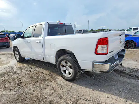 1C6RREBT7LN274876 — 2020 RAM 1500, ფოტო 2, Аукцион 21.10.2026, მცირე ჩაღრმავებები და ნაკაწრები