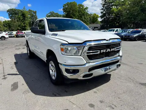 1C6RRFBG3MN738255 — 2021 RAM 1500, ფოტო 4, Аукцион 21.10.2026, მცირე ჩაღრმავებები და ნაკაწრები