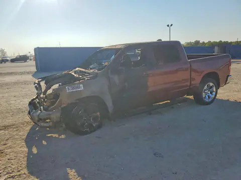 1C6RRFFG5MN698190 — 2021 RAM 1500, Fire (Burn), before-repair photos