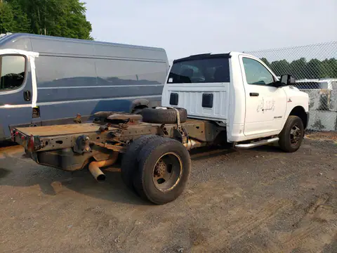 3C7WRTAL5MG604254 — 2021 RAM 3500, ფოტო 3, Аукцион 22.10.2026, წინა ნაწილი