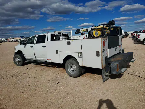 3C7WRTCJ3RG191706 — 2024 RAM 3500, foto 2 de Аукцион 07.10.2026, Vuelco