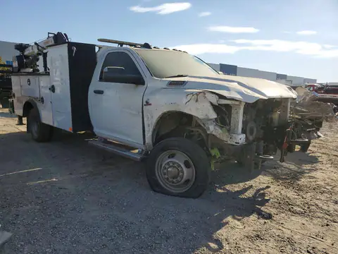 3C7WRNBL7NG137611 — 2022 RAM 5500, фото 4 з Аукцион 21.10.2026, Передня частина
