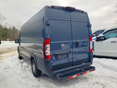 3C6URVJG6LE132182 — 2020 RAM Promaster 1500, foto 2 de Аукцион 21.10.2026, Parte delantera