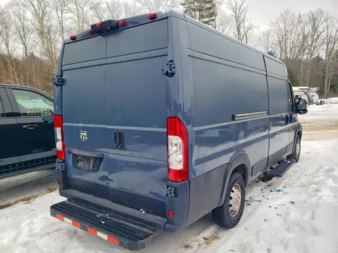 3C6URVJG6LE132182 — 2020 RAM Promaster 1500, foto 3 de Аукцион 21.10.2026, Parte delantera