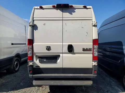 3C6LRVCG1NE135017 — 2022 RAM Promaster 2500, ფოტო 6, Аукцион 07.10.2026, წინა ნაწილი