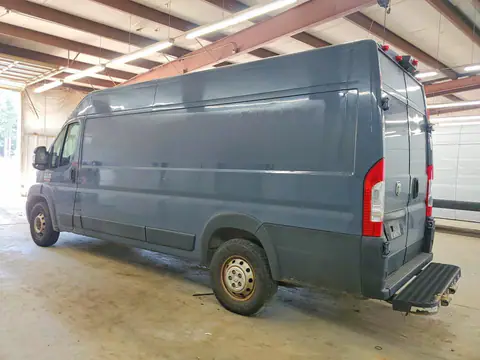 3C6MRVJG7ME556097 — 2021 RAM Promaster 3500, zdjęcie 2 z Аукцион 28.10.2026, Drobne wgniecenia i rysy