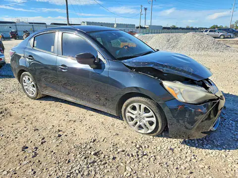 3MYDLBZV7GY140888 — 2016 Scion iA, photo 4 from Аукцион 16.10.2026, Front end