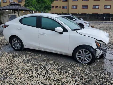 3MYDLBZV4GY101952 — 2016 Scion iA, photo 4 from Аукцион 16.10.2026, Front end