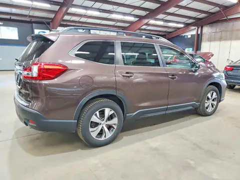 4S4WMAFD7L3468045 — 2020 Subaru Ascent, фото 3 с аукциона Аукцион 22.10.2026, Мелкие вмятины и царапины