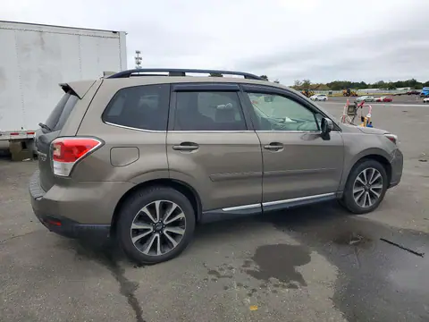 JF2SJGWC9HH554572 — 2017 Subaru Forester, foto 3 de Аукцион 23.10.2026, Inundación