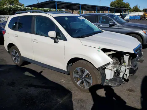 JF2SJAGCXHH589374 — 2017 Subaru Forester, photo 4 from Copart 22.10.2026, Front end