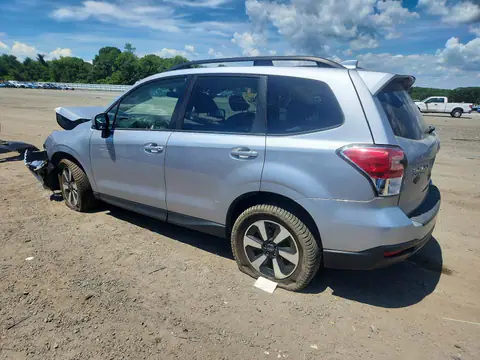 JF2SJAEC4JH412053 — 2018 Subaru Forester, zdjęcie 2 z Аукцион 21.10.2026, Przód