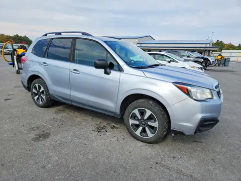 JF2SJABC8JH513259 — 2018 Subaru Forester, foto 4 de Аукцион 07.10.2026, Pequeñas abolladuras y arañazos