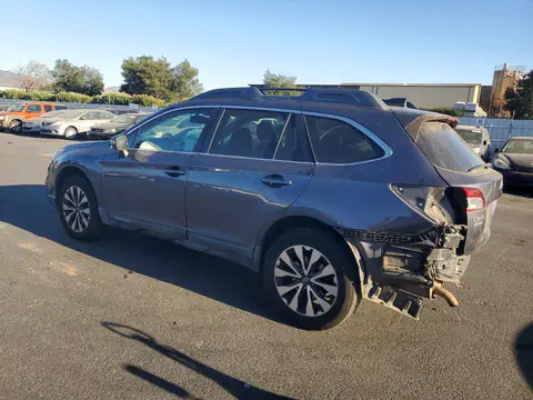 4S4BSAKC8H3232299 — 2017 Subaru Outback, фото 2 с аукциона Аукцион 22.10.2026, ЗАДНЯЯ ЧАСТЬ