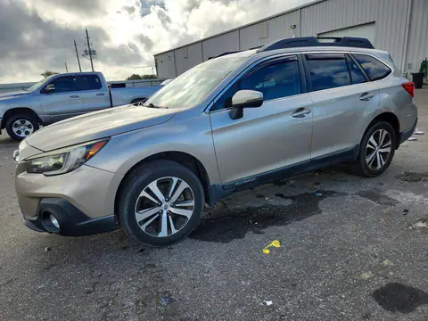4S4BSANC5J3390343 — 2018 Subaru Outback, Передня частина (Front End), фото до ремонту