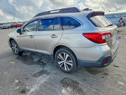 4S4BSANC5J3390343 — 2018 Subaru Outback, foto 2 de Аукцион 28.10.2026, Parte delantera