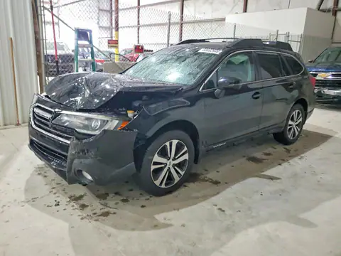 4S4BSANC0J3312634 — 2018 Subaru Outback, Przód (Front End), zdjęć przed naprawą