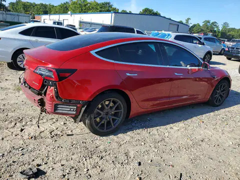 5YJ3E1EB4JF064317 — 2018 Tesla Model 3, photo 3 from Аукцион 20.10.2026, Rear end