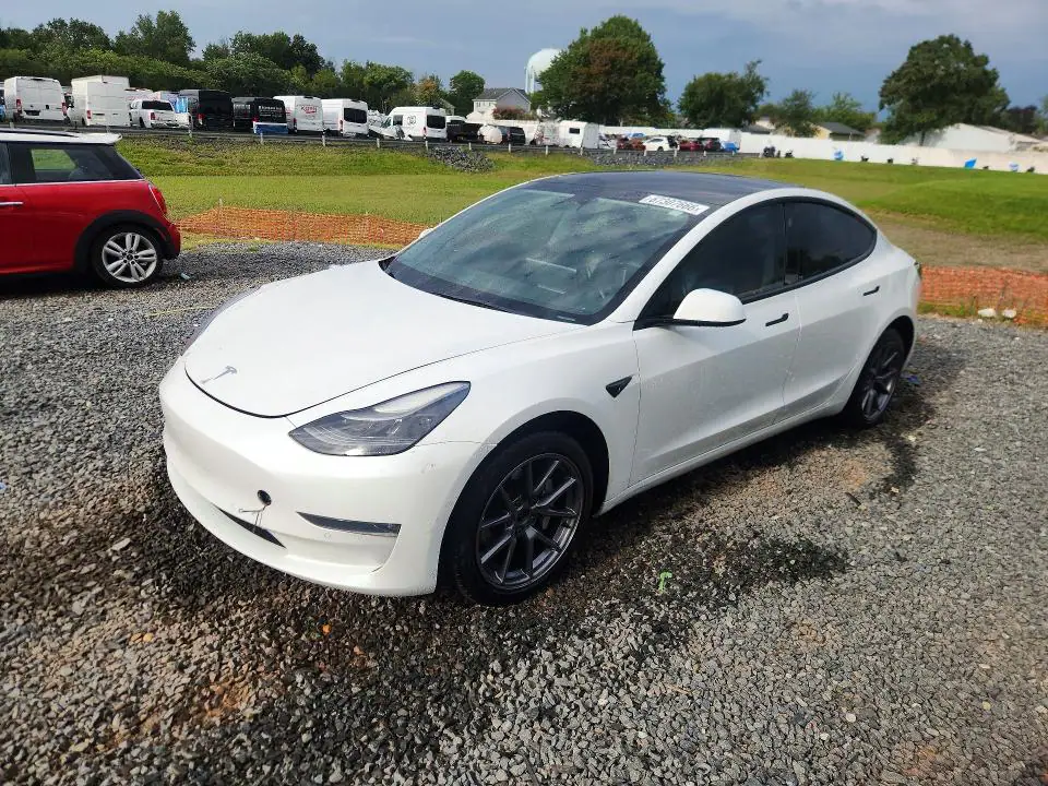 5YJ3E1EB6NF207192 Tesla Model 3 2022 — Undercarriage damage damage, before-repair photo