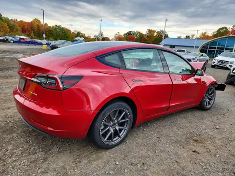 5YJ3E1EB0NF290876 — 2022 Tesla Model 3, photo 3 from Аукцион 29.10.2026, Front end