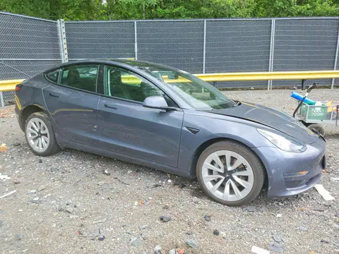 5YJ3E1EAXPF437358 — 2023 Tesla Model 3, фото 4 з Аукцион 27.10.2026, Передня частина