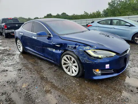 5YJSA1E24JF270230 — 2018 Tesla Model S, ფოტო 4, Аукцион 21.10.2026, წინა ნაწილი