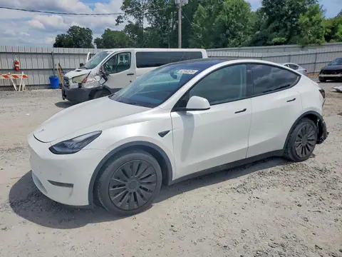 5YJYGDEE2MF070097 — 2021 Tesla Model Y, Задня частина (Rear End), фото до ремонту