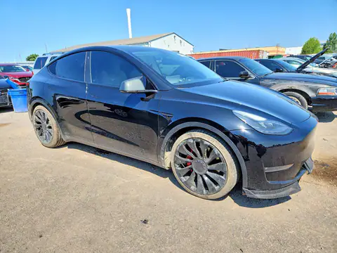 7SAYGDEF7NF524079 — 2022 Tesla Model Y, ფოტო 4, Аукцион 22.10.2026, უკანა ნაწილი