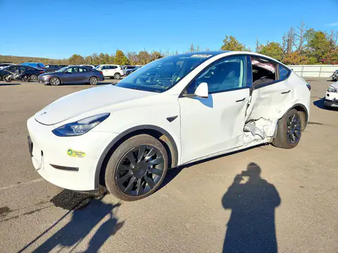 7SAYGDEEXNA017245 — 2022 Tesla Model Y, БОКОВАЯ ЧАСТЬ (Side), фото до ремонта