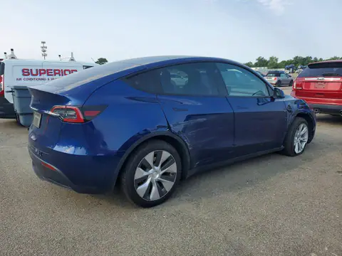 7SAYGDEE6PF805008 — 2023 Tesla Model Y, ფოტო 3, Аукцион 23.10.2026, გვერდითი ნაწილი