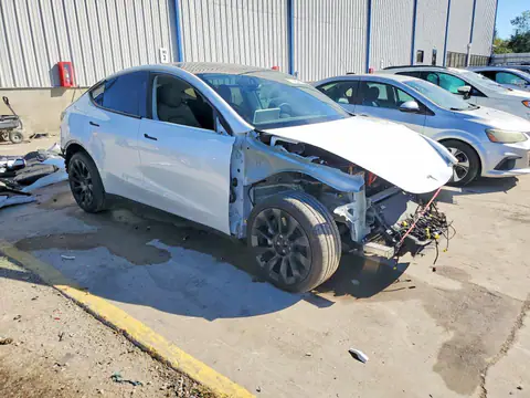 7SAYGDEE8PA203675 — 2023 Tesla Model Y, фото 4 з Аукцион 21.10.2026, Задня частина