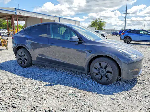 7SAYGAEE4RF115467 — 2024 Tesla Model Y, фото 4 з Аукцион 23.10.2026, Задня частина