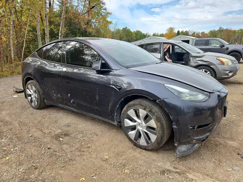 7SAYGDEE9RF086128 — 2024 Tesla Model Y, foto 4 de Аукцион 22.10.2026, Parte delantera