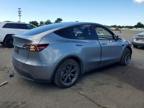 7SAYGDEDXSF266120 — 2025 Tesla Model Y, фото 3 с аукциона Аукцион 23.10.2026, ПЕРЕДНЯЯ ЧАСТЬ