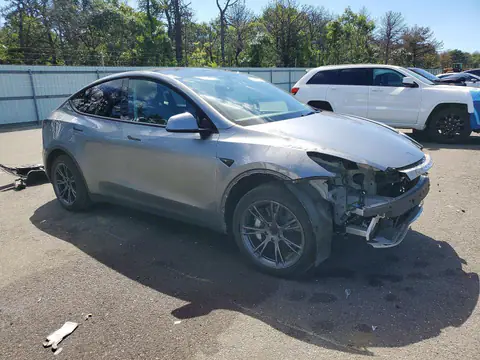7SAYGDEDXSF266120 — 2025 Tesla Model Y, фото 4 с аукциона Аукцион 23.10.2026, ПЕРЕДНЯЯ ЧАСТЬ