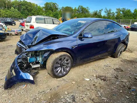 7SAYGDEE3TF655661 — 2026 Tesla Model Y, წინა ნაწილი (Front End), ფოტოები შეკეთებამდე