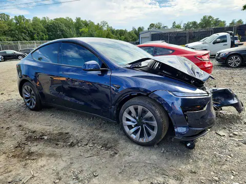 7SAYGDEE3TF655661 — 2026 Tesla Model Y, ფოტო 4, Аукцион 23.10.2026, წინა ნაწილი