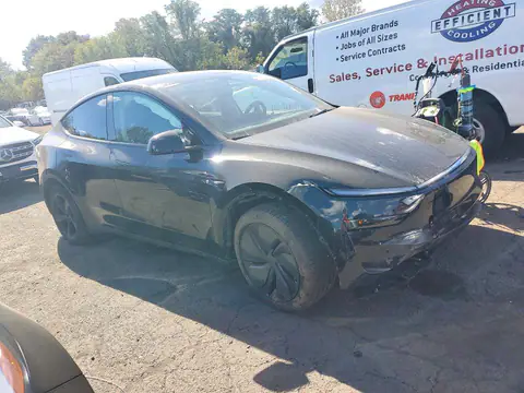 7SAYGDEE1TA411715 — 2026 Tesla Model Y, фото 4 з Аукцион 23.10.2026, Передня частина