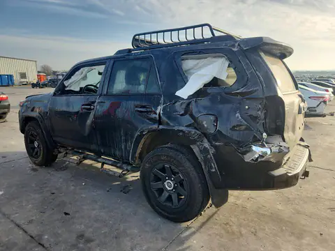JTEBU5JR1M5924443 — 2021 Toyota 4RUNNER, photo 2 from Аукцион 24.09.2026, Side