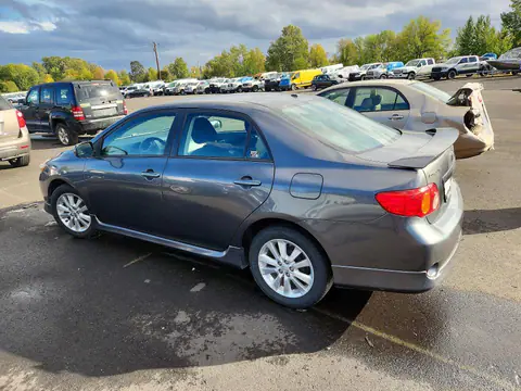 2T1BU4EE2AC514125 — 2010 Toyota Corolla, foto 2 de Аукцион 21.10.2026, Pequeñas abolladuras y arañazos
