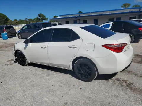 2T1BURHE0JC040300 — 2018 Toyota Corolla, ფოტო 2, Аукцион 28.10.2026, წინა ნაწილი