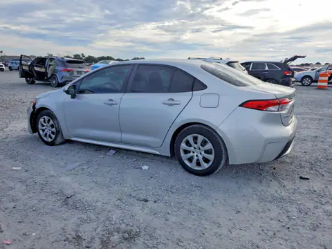 5YFEPMAE9MP251677 — 2021 Toyota Corolla, zdjęcie 2 z Аукцион 23.10.2026, Przód