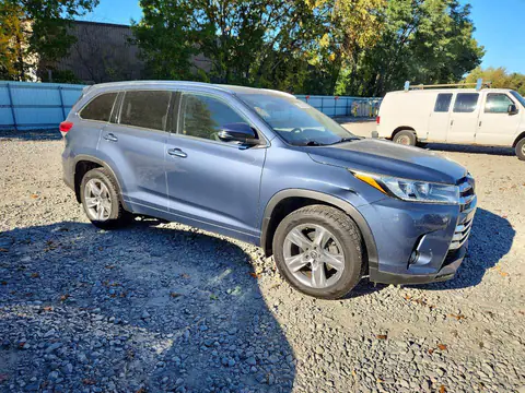 5TDDZRFH9JS487674 — 2018 Toyota Highlander, zdjęcie 4 z Аукцион 21.10.2026, Drobne wgniecenia i rysy
