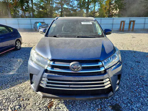 5TDDZRFH9JS487674 — 2018 Toyota Highlander, zdjęcie 5 z Аукцион 21.10.2026, Drobne wgniecenia i rysy