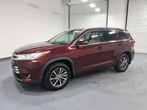 5TDJZRFH8JS850176 — 2018 Toyota Highlander, Mechanical damage (Mechanical), before-repair photos