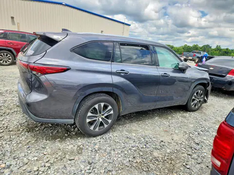 5TDGZRAH2MS041309 — 2021 Toyota Highlander, ფოტო 3, Аукцион 22.10.2026, ვანდალიზმი