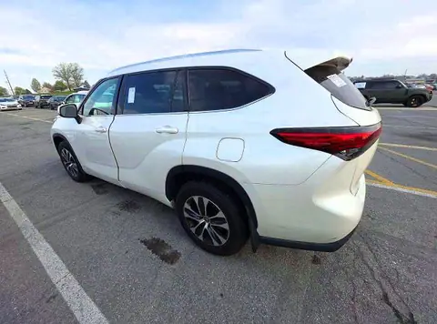 5TDHZRBHXMS078269 — 2021 Toyota Highlander, фото 3 з Аукцион 21.10.2026, Незначні вм’ятини й подряпини